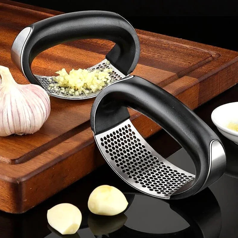 Stainless Steel Garlic Press Rocker & Mincer – Manual Garlic Crusher, Chopper & Squeezer Tool for Easy Garlic Paste, Ginger & Home Cooking